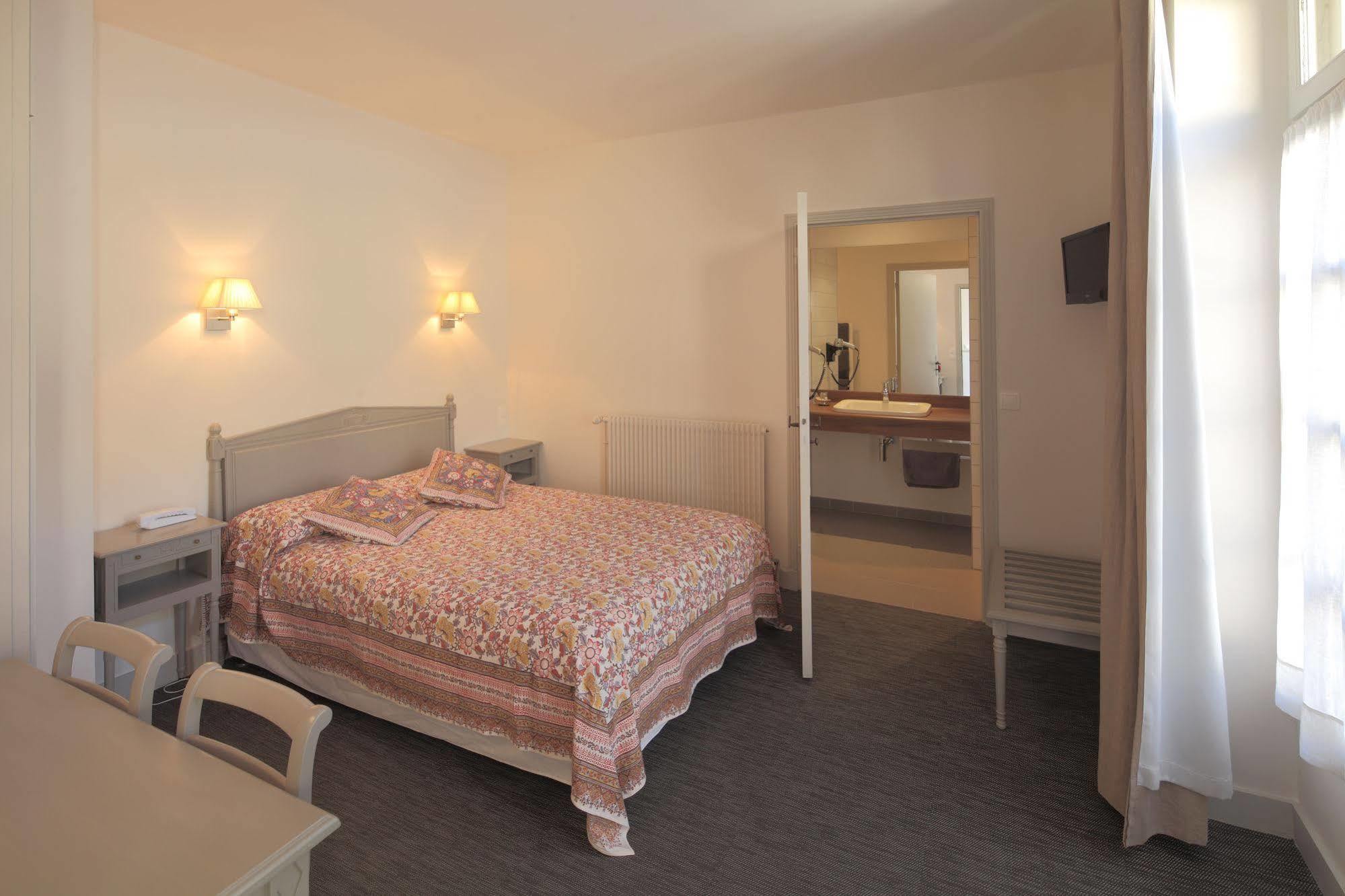 Hotel De Biencourt Azay-le-Rideau Ngoại thất bức ảnh